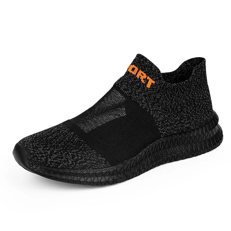 Breathable casual sports sock shoes in multiple colours with Flyknit upper and lace design.