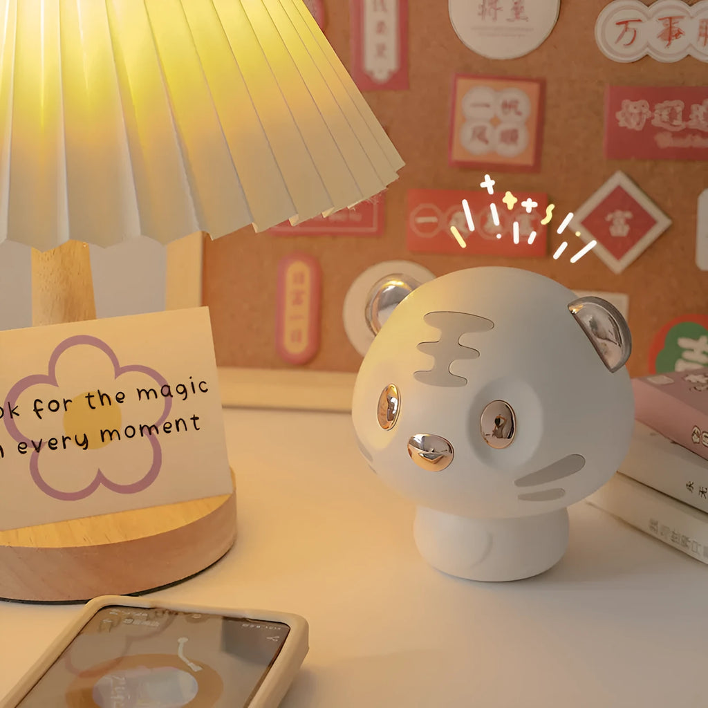 Creative Cartoon White Tiger Bluetooth Speaker with USB charging and portable design