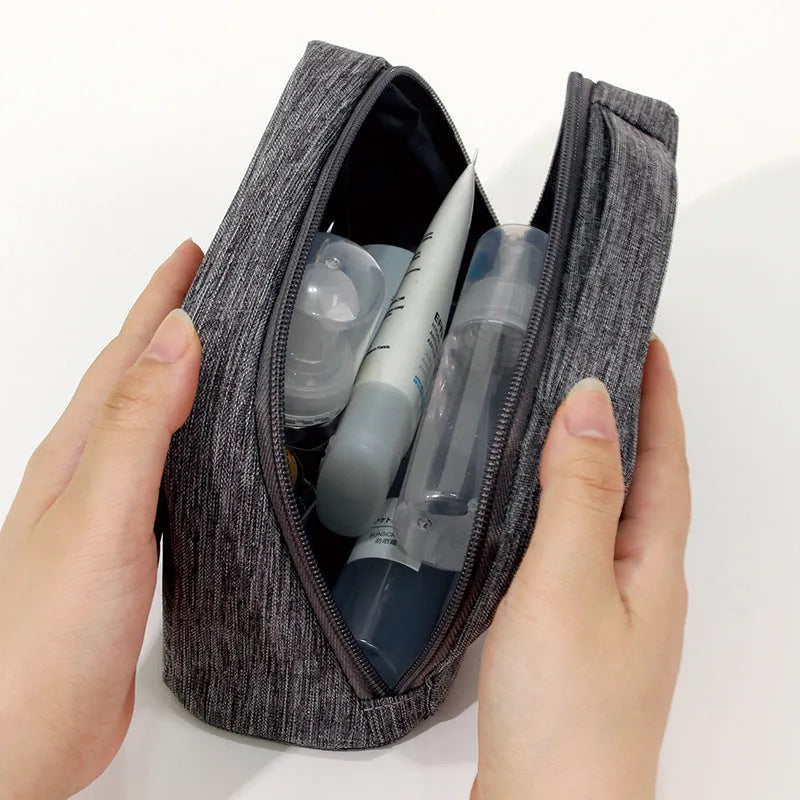 Women's portable waterproof makeup and skincare storage bag in polyester, available in five colours