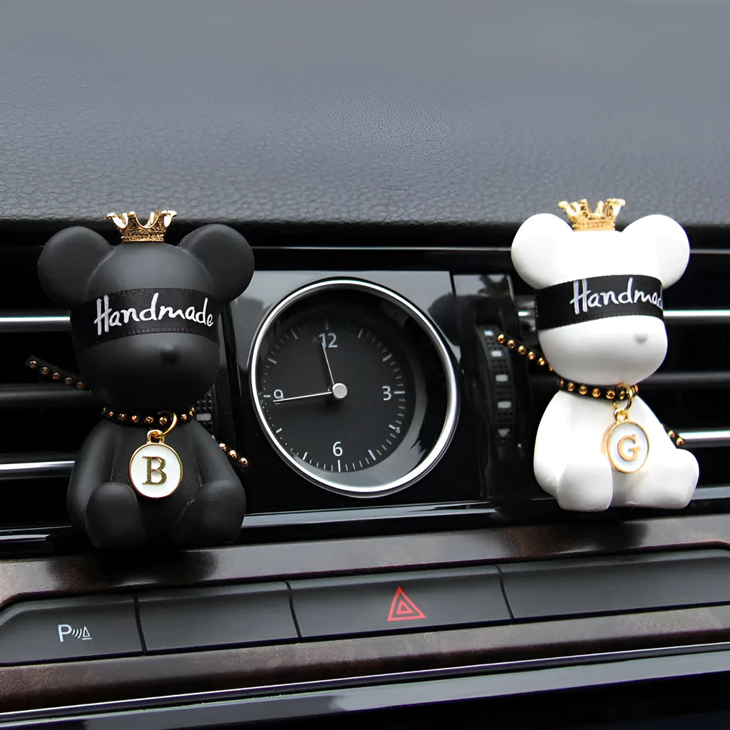 Black rivet bear car mounted gypsum perfume accessory clipped onto a car air conditioner air outlet