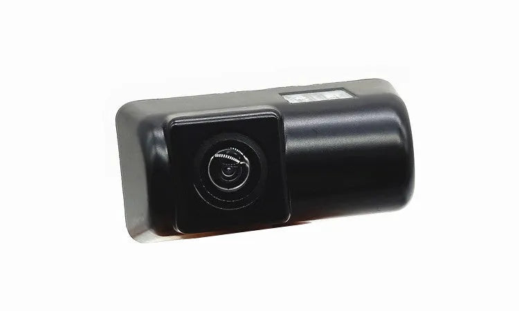 Black HD night vision reversing rear view camera with 500TVL colour CCD sensor, 170° lens, 6m video cable for GM vehicles