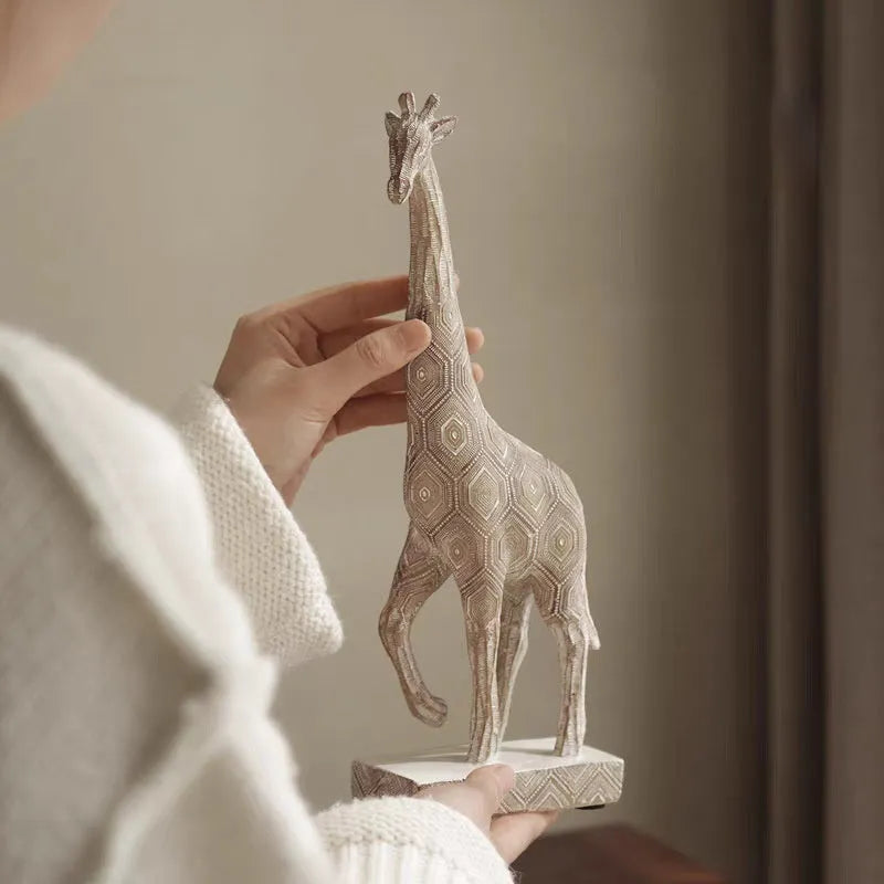 Wood colour synthetic resin giraffe ornament on a shelf, measuring 30.5 cm tall.