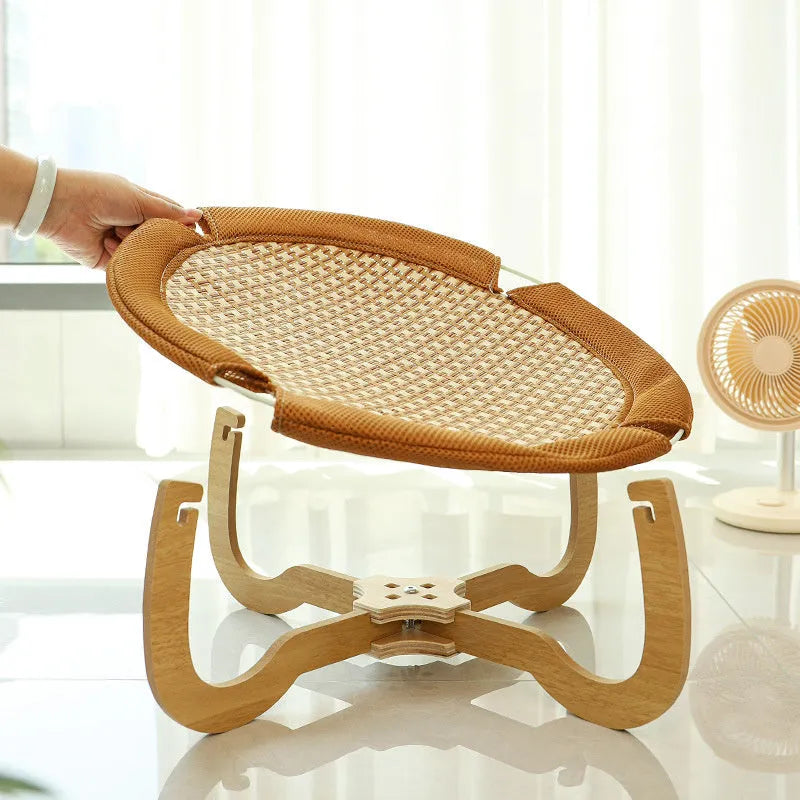 Brown woven rattan pet bed measuring 46x46x17.5cm for cats and dogs