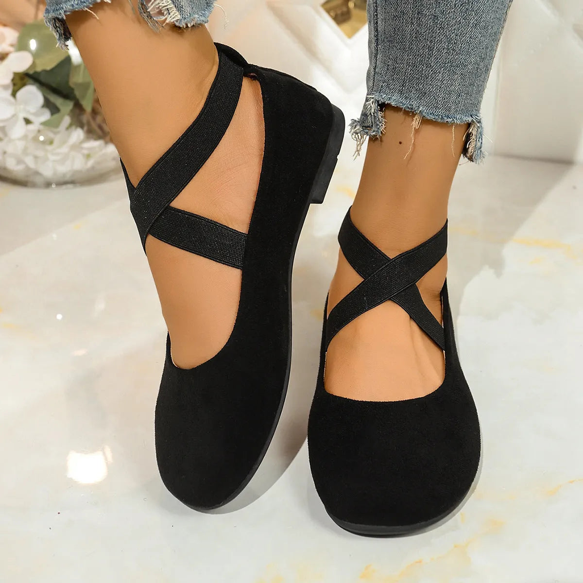 Plus size round toe flat bottom women's shoes in black with ankle bandage cloth and cotton cloth upper