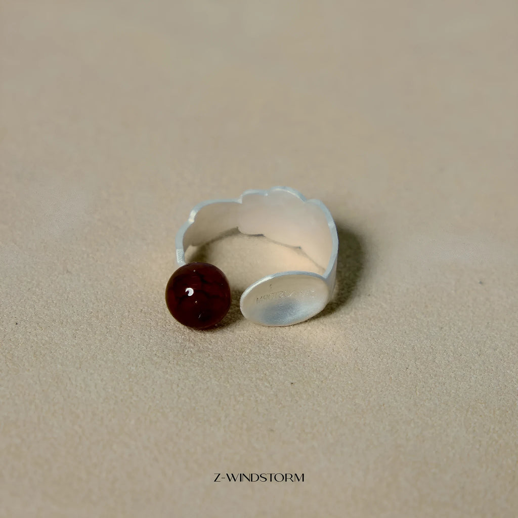 Alloy diamond-shaped ring and bracelet set with electroplated finish