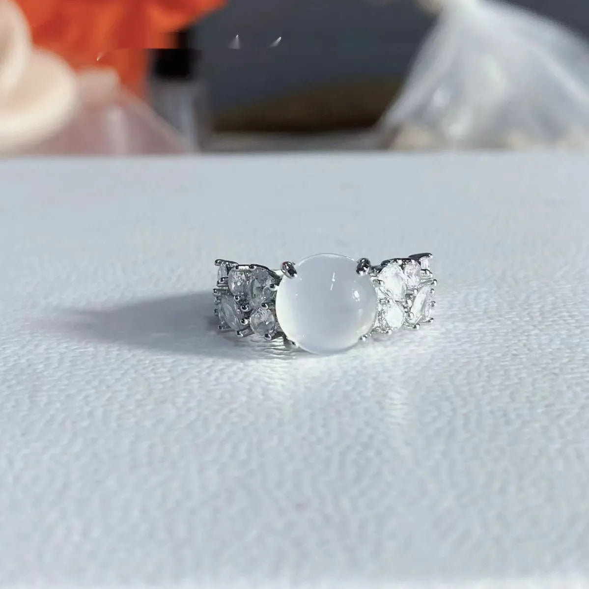 Open Mouth Electroplated Copper Ring Adjustable Water-foam Jade Bingyue Ring Transparent Opal Rhinestone Ring White Colour Adjustable Opening Ladies Fashion Jewellery Accessory