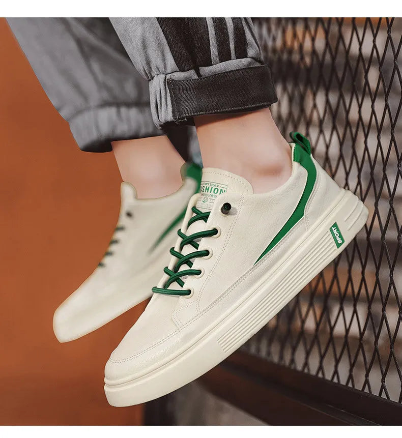 Men's low-top canvas sneakers in beige with rubber sole and sewing thread detailing