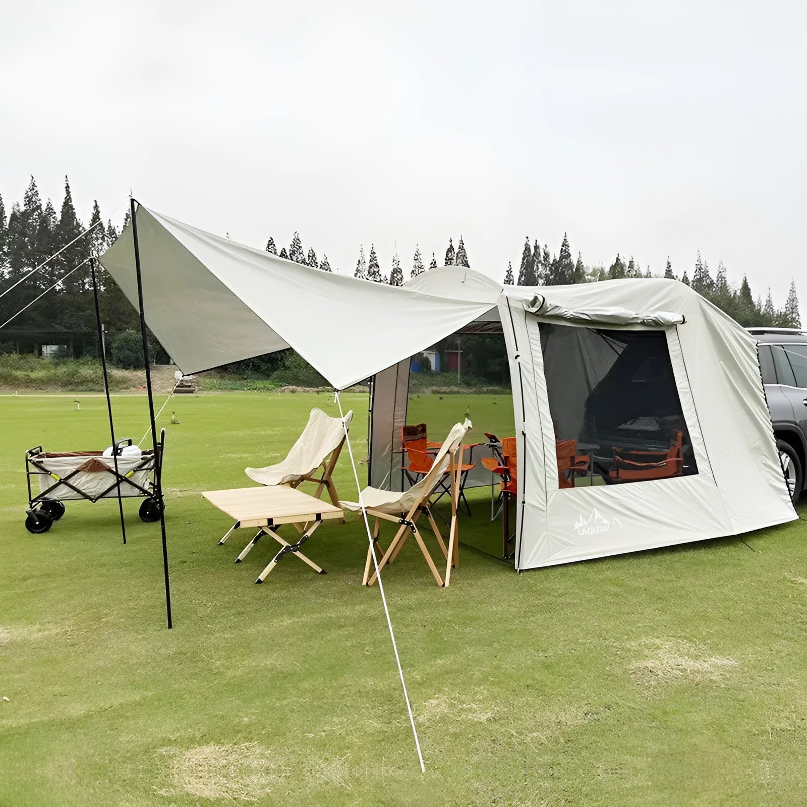 Outdoor camping tail extension tent attached to car boot with anti-UV fabric and mesh windows