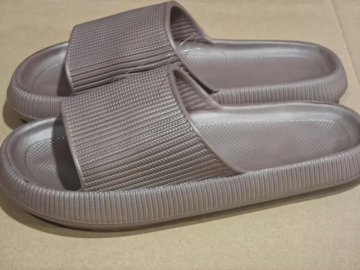 Couples soft EVA toe slippers in various colours for indoor home use