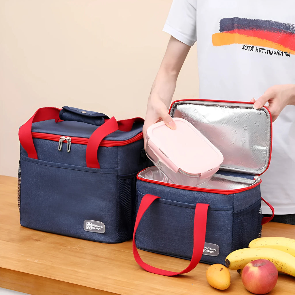 Insulated crossbody picnic cooler bag with shoulder strap in Oxford cloth