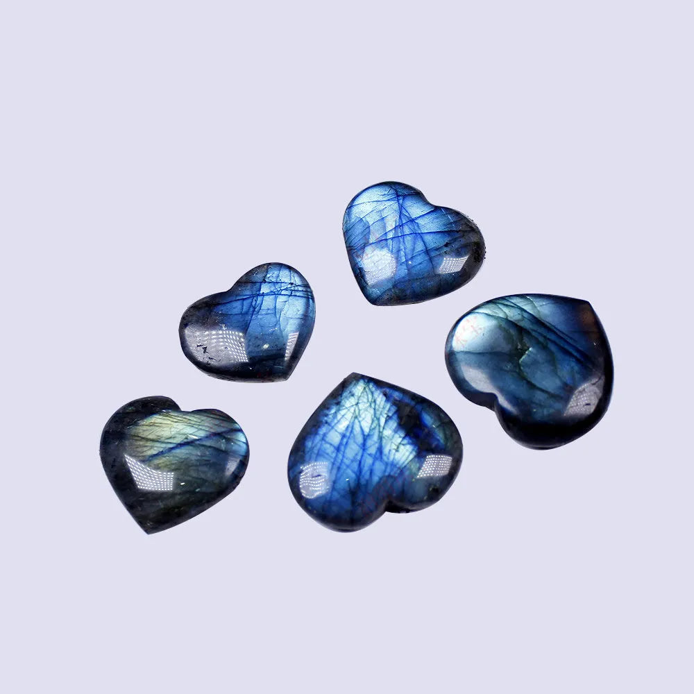 Natural pull feldspar heart pendant with handle detail in ocean blue moonlight colour