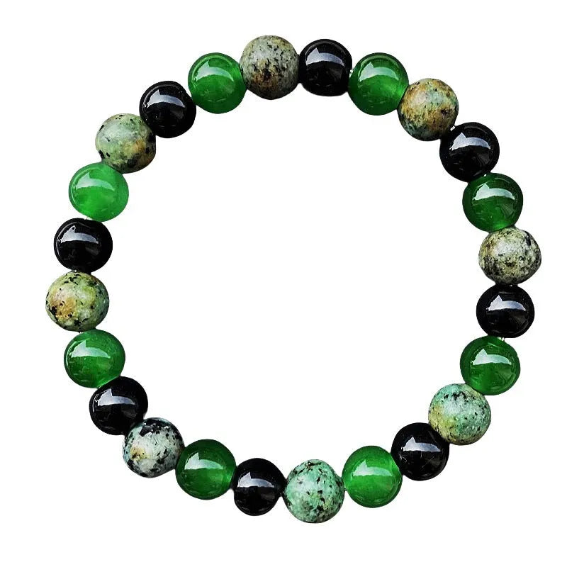 Men's casual green onyx obsidian crystal bracelet with 8mm handmade beads on a light background
