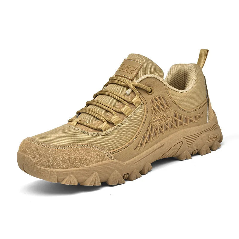 Men's hiking shoes in khaki, low top, PU mesh upper, non-slip platform sole, lace-up closure