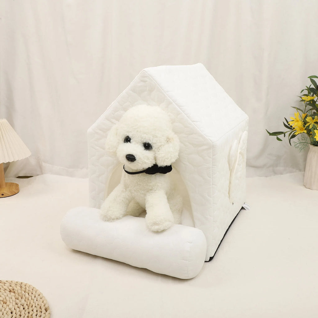 Cartoon cute closed pet house 55x38x48cm in white for pets 2-6kg