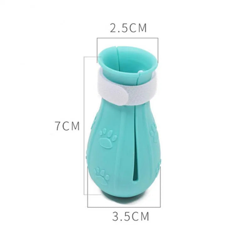 Set of four adjustable cat foot claw covers in light blue, light green, and pink, made from TPE with drainage holes and Velcro straps.