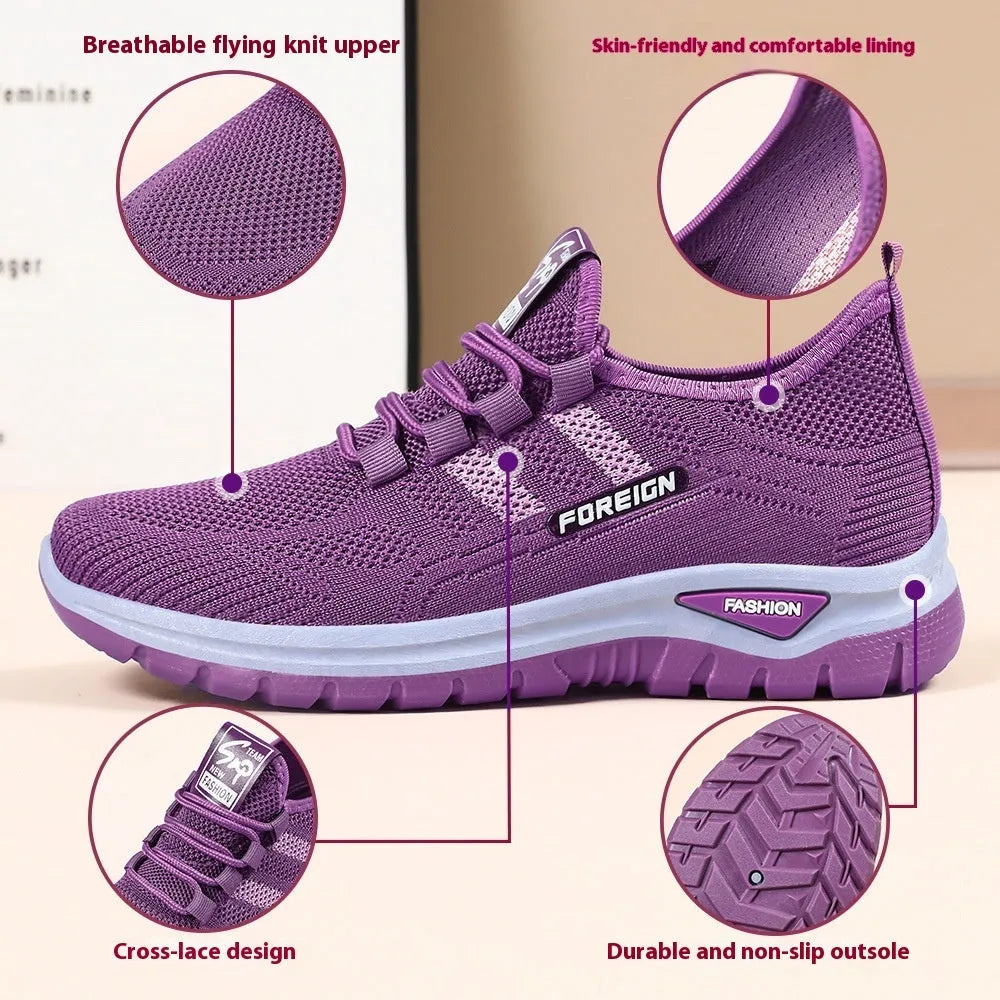 Low-top casual shoes in black with breathable mesh upper and flat PVC sole