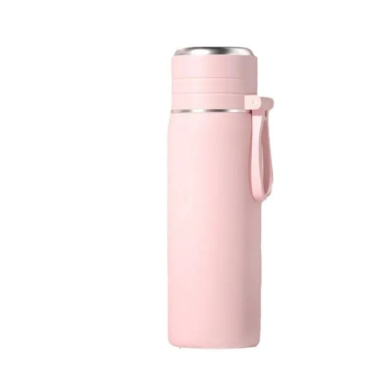 316 stainless steel insulated thermos cup with tea and water separation, in army green, 500ml capacity, on a white background