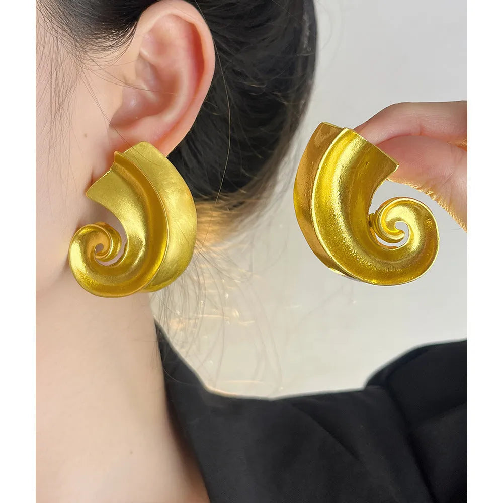 Geometric retro design women's ear studs in gold or silver electroplated finish, 5cm size