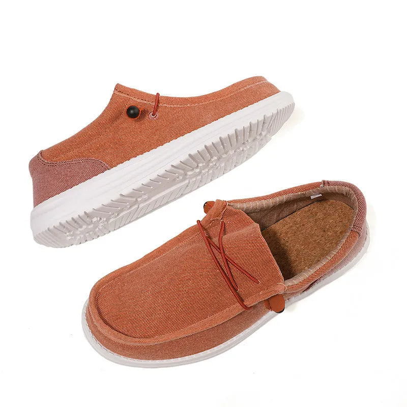 Men's casual canvas shoes with round toe and rubber sole in green colour with mosaic detailing