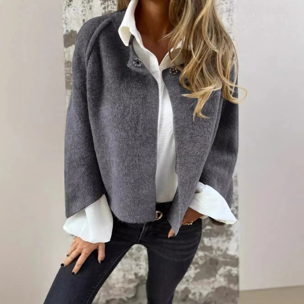 Lady's bat-sleeve cardigan short cashmere coat in polyester fabric, regular fit, long sleeves, 13 colour options