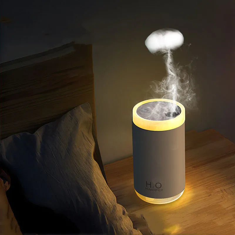 Jellyfish-shaped USB humidifier with warm night light in white, pink or blue colours