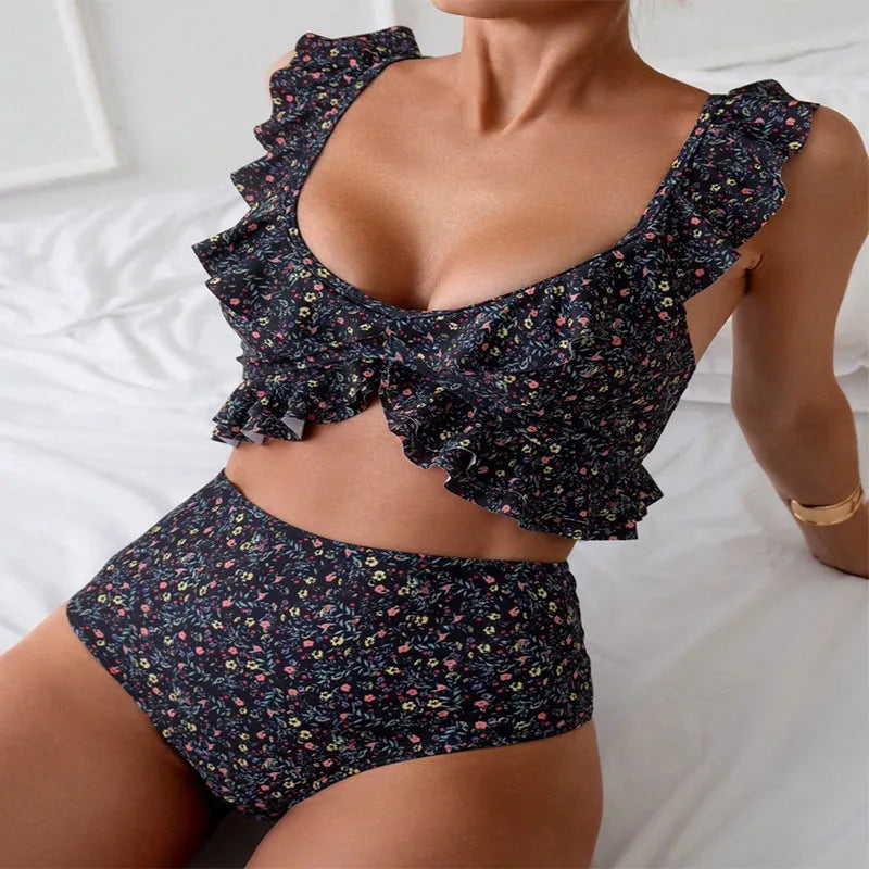 Women's floral flounce split swimsuit set in black floral – backless polyester briefs