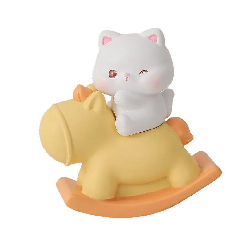 Hokey Pokey Station decompression doll desk ornament in plastic and resin, 6.5x2.5x7cm, cartoon style
