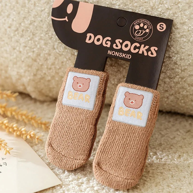 Dog all-season universal socks with cute big eyes and anti-slip particles on the bottom, in green colour