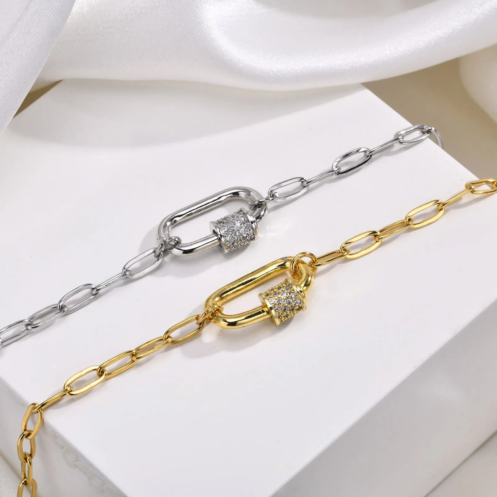 Stainless steel square chain oval pendant necklace in gold and steel colour options for women