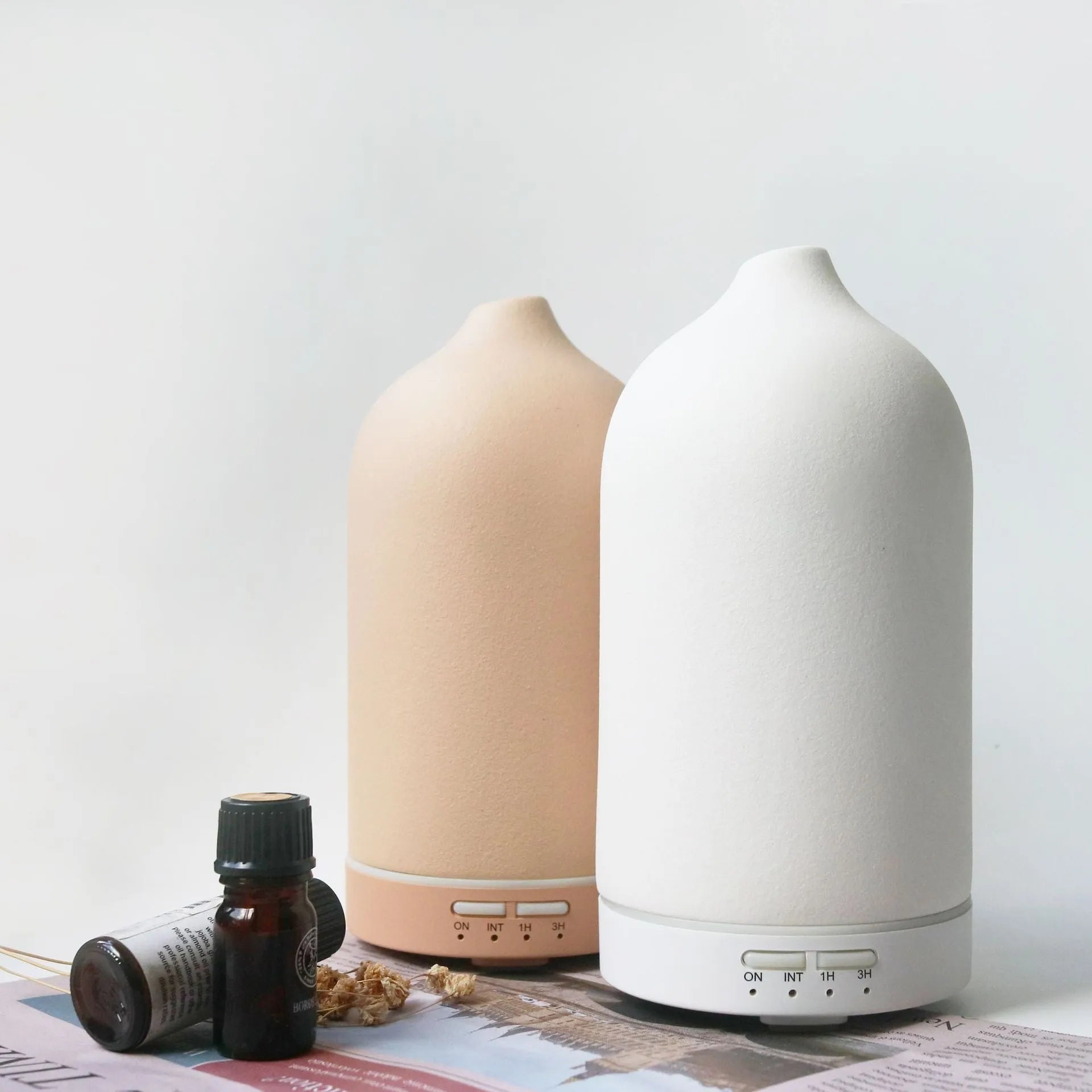Ceramic ultrasonic aroma diffuser 100ml capacity with mist output, available in multiple colours