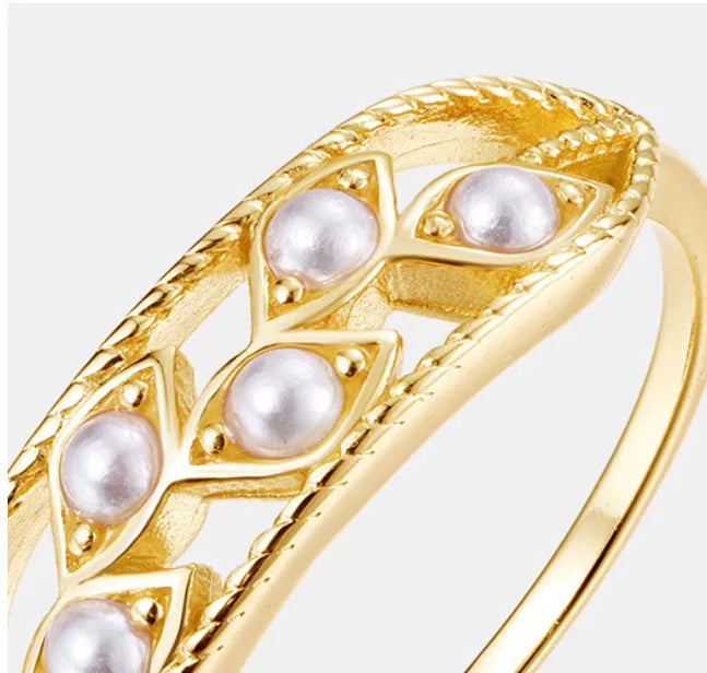 Silver geometric shell pearl ring for women in shell beads colour available in HK11 HK13 HK15 sizes