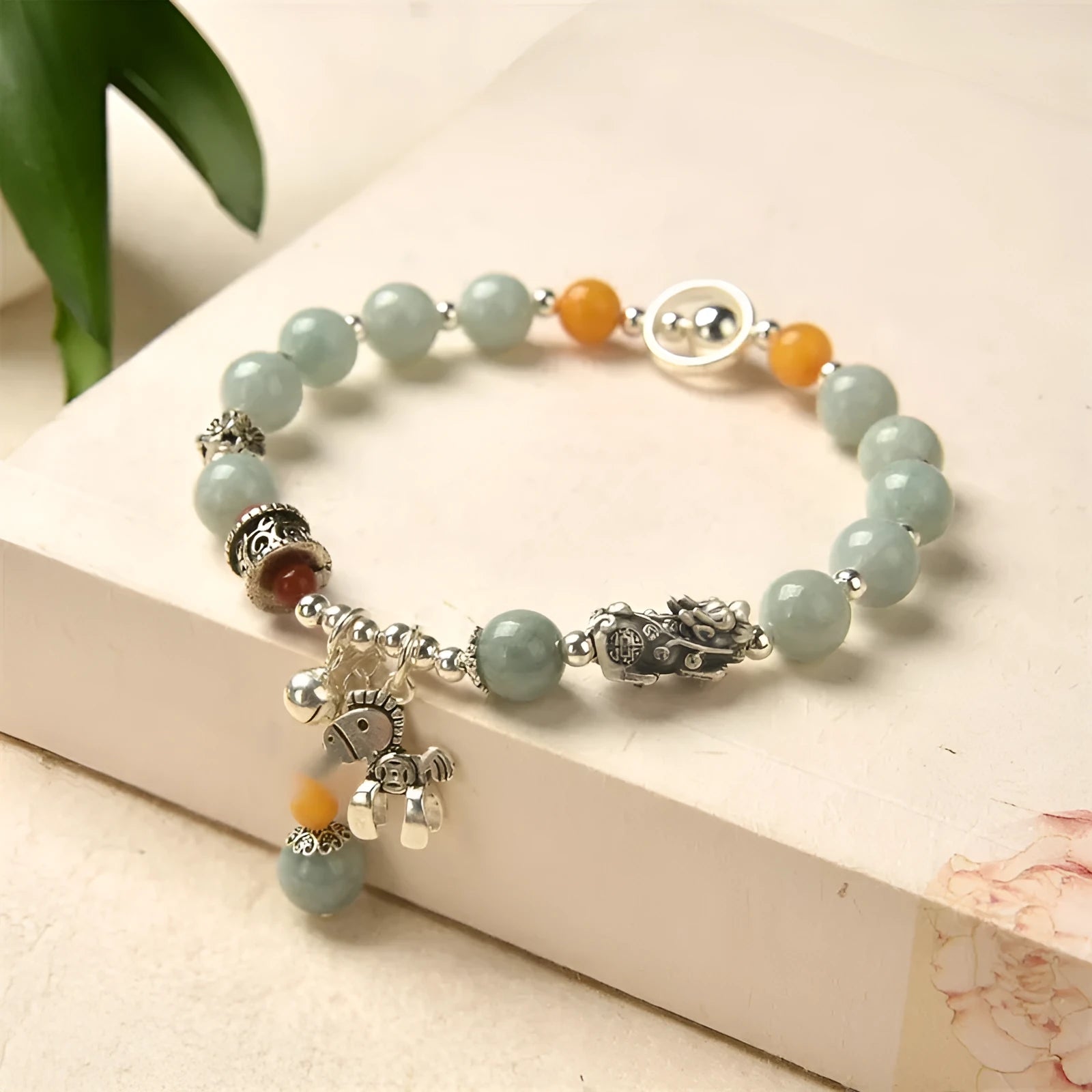 Natural emerald vintage bracelet with alloy components, manual DIY processing, retro jewellery style