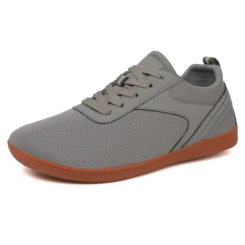 Sports casual board shoes with non-slip rubber sole, breathable mesh lining, low-top lace-up, available in multiple colours