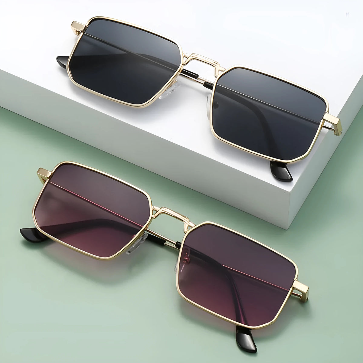 Men's square steampunk sunglasses with gold frame and grey lens, quadrilateral shape, for sun protection and fashion wear