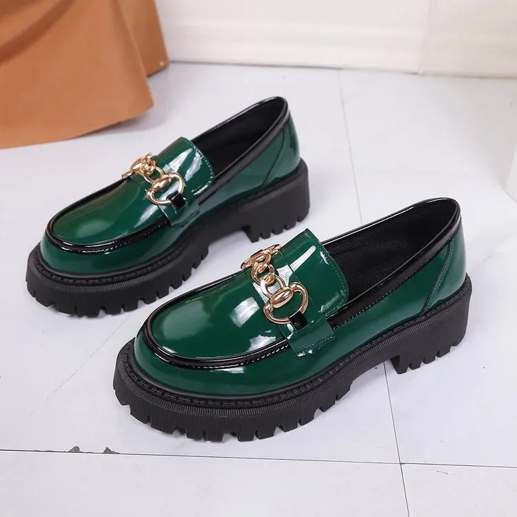 British retro round toe flat heel shoes in black glossy with PU upper