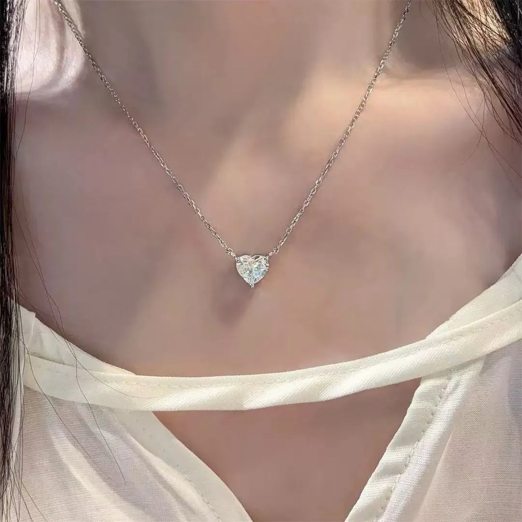 Women's silver colour heart pendant necklace on copper base with simple chain