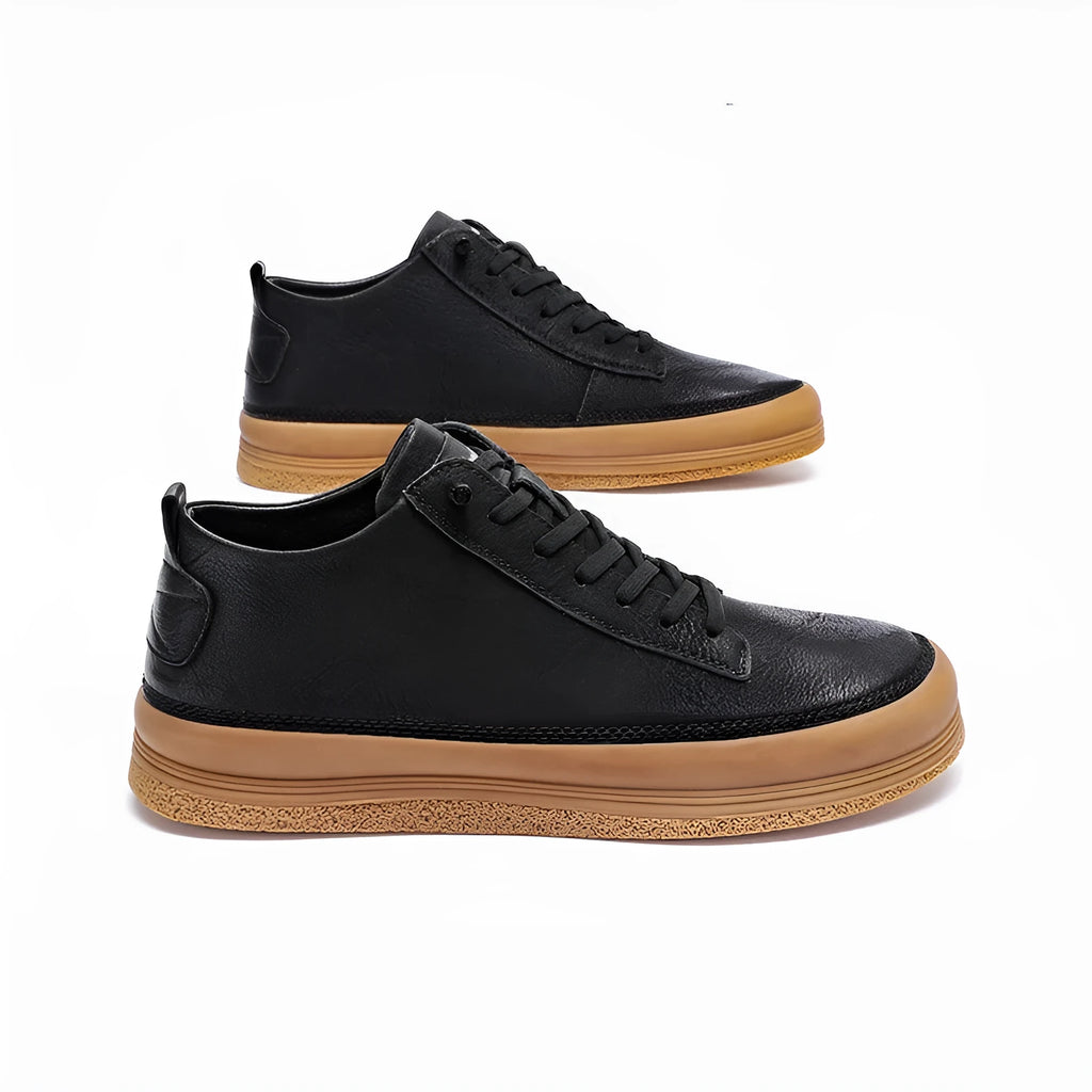 Black men's leather lace-up casual shoes with a round toe and flat rubber sole.