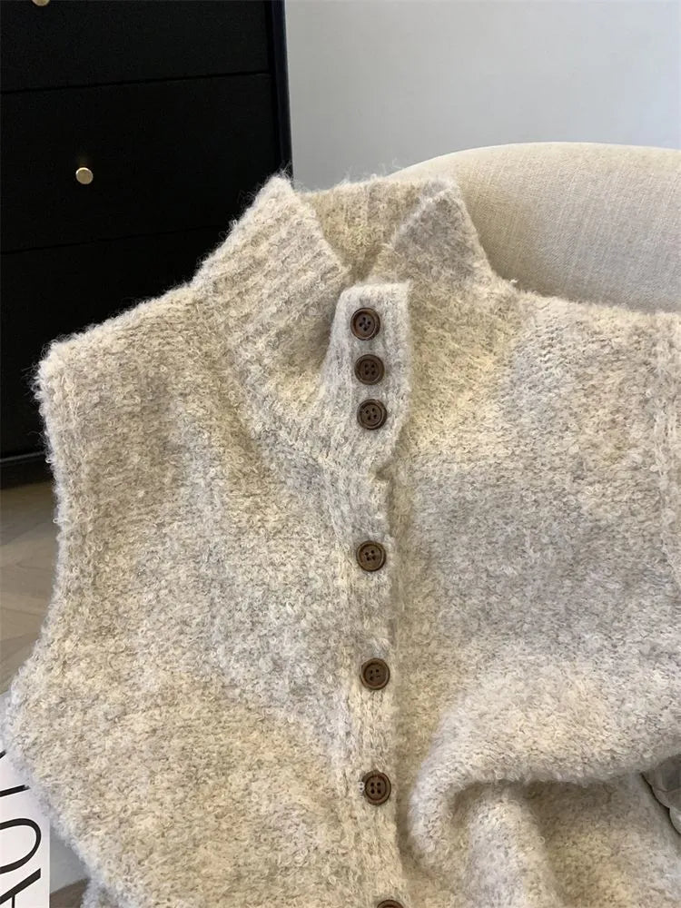 Women's solid colour high-neck sleeveless knitted vest in oatmeal, lamb wool and chenille fabric, Korean-style cardigan