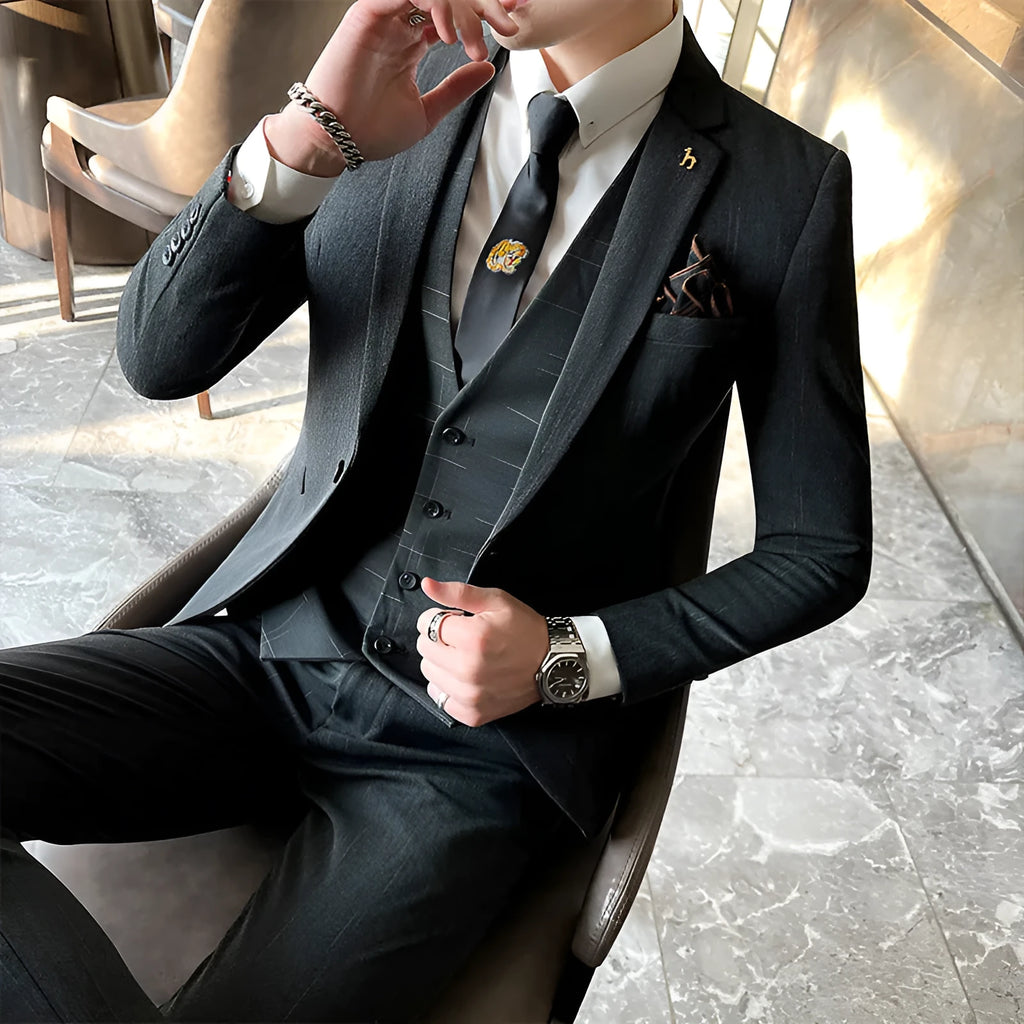 Slim fit men's business suit in black and dark grey options with British style design