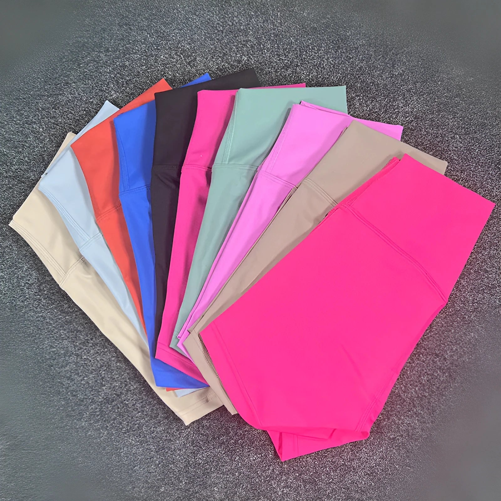 Women's high waist yoga shorts in nylon fabric for running and sports activities