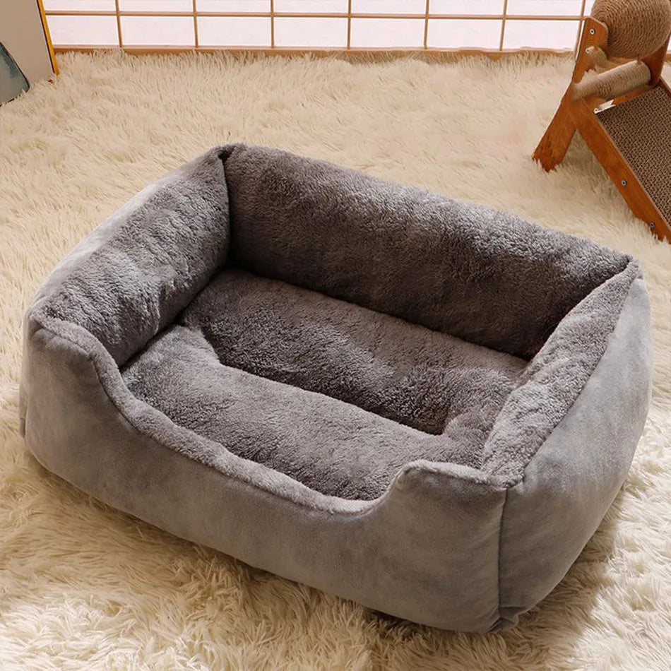 Short plush rectangular cat bed in five sizes from 45x30cm to 80x60cm and five colours