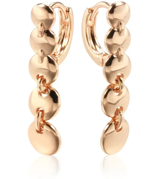 Retro gold woven circle earrings with copper construction and 4.5 cm diameter