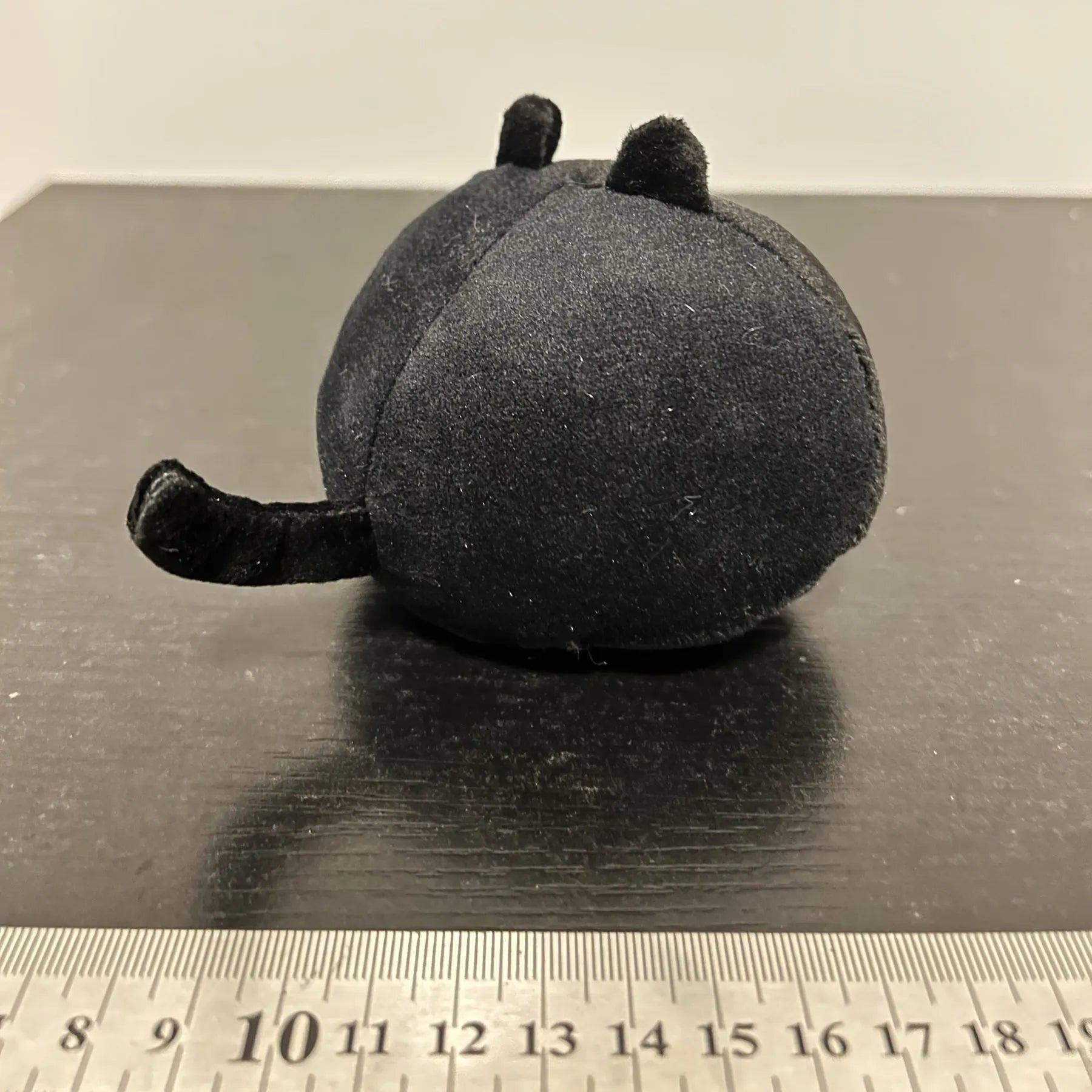 Black cat plush toy stuffed animal with soft pillow design for napping and decoration