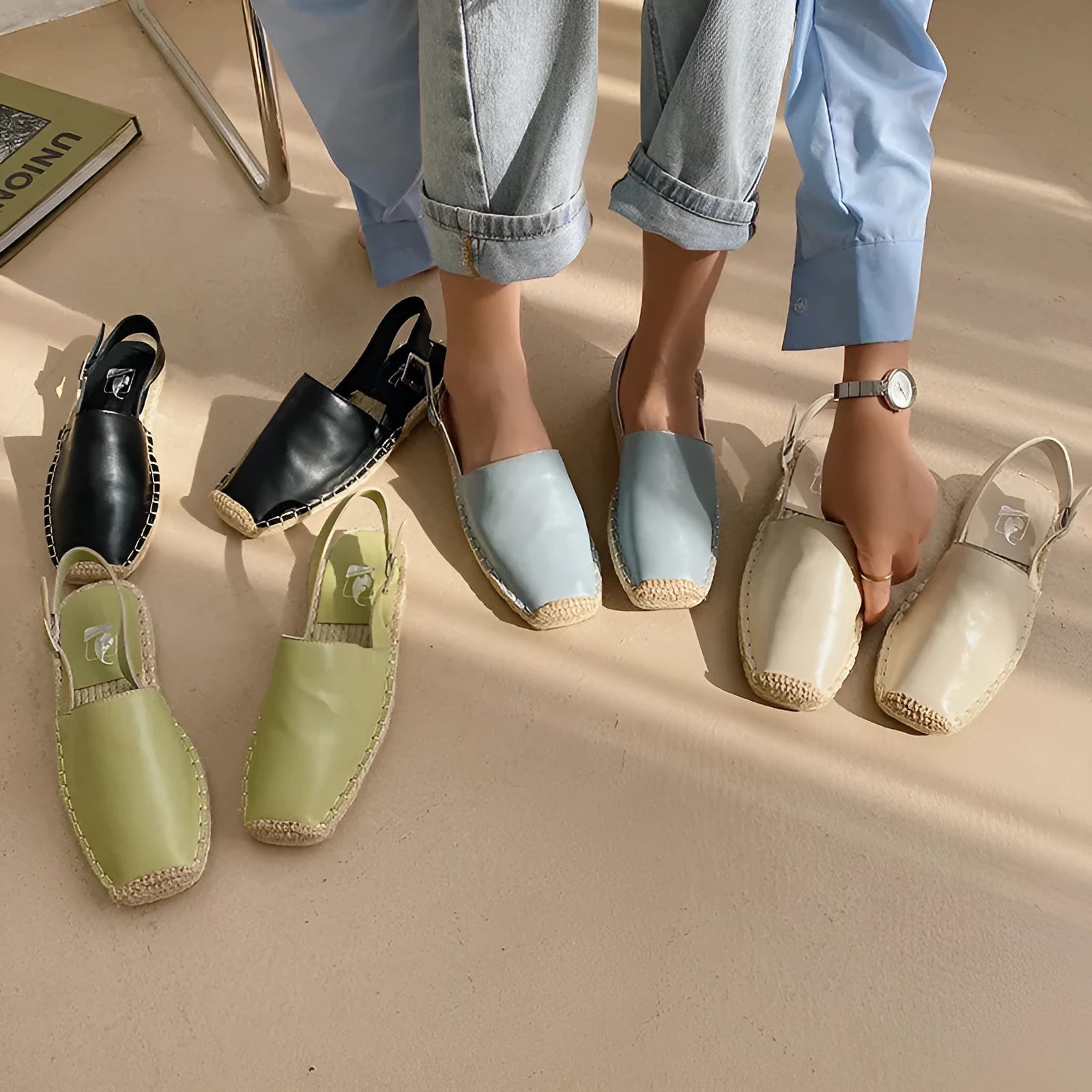 Women's retro fisherman-style flat sandals in canvas, shown in available colours.