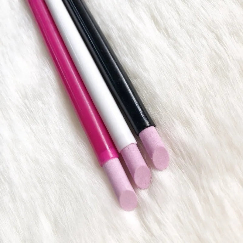 Plastic pen exfoliating tool with 45-degree polishing stick for nail edge dead skin removal, 20g, random colour