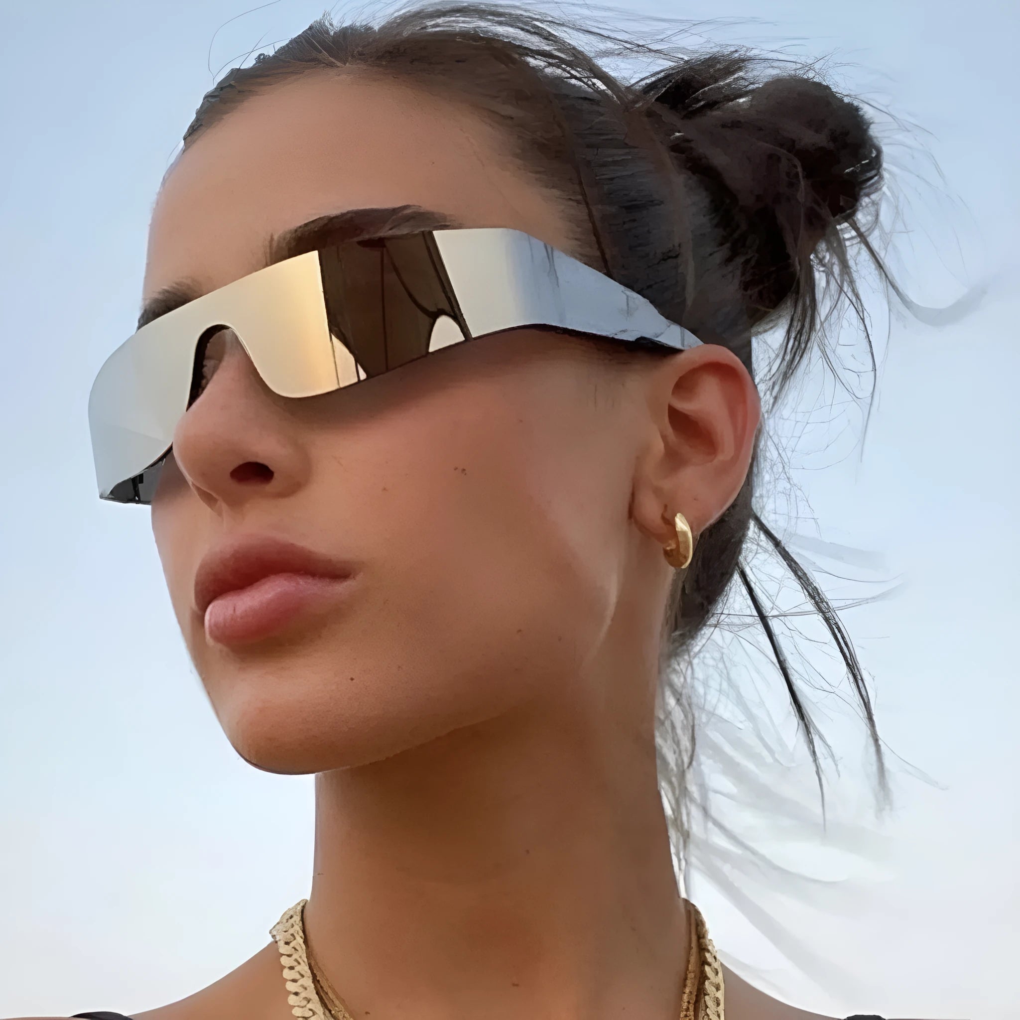 Women's fashion sports sunglasses with no frame, black PC lenses, black frame, shown in product picture
