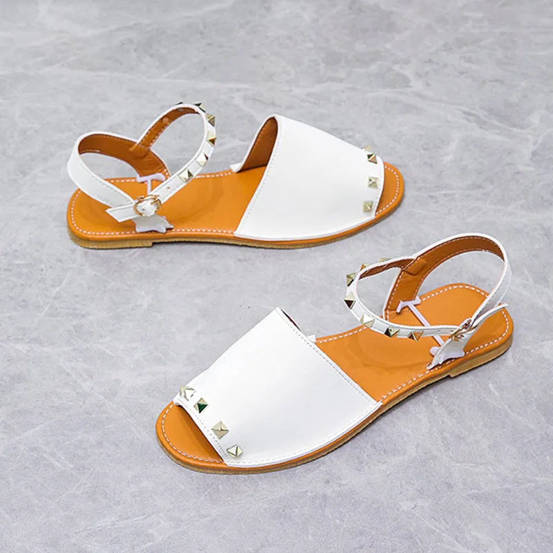 Women's Roman sandals with buckle fastening, fish-mouth toe, and frosted PU upper in beige