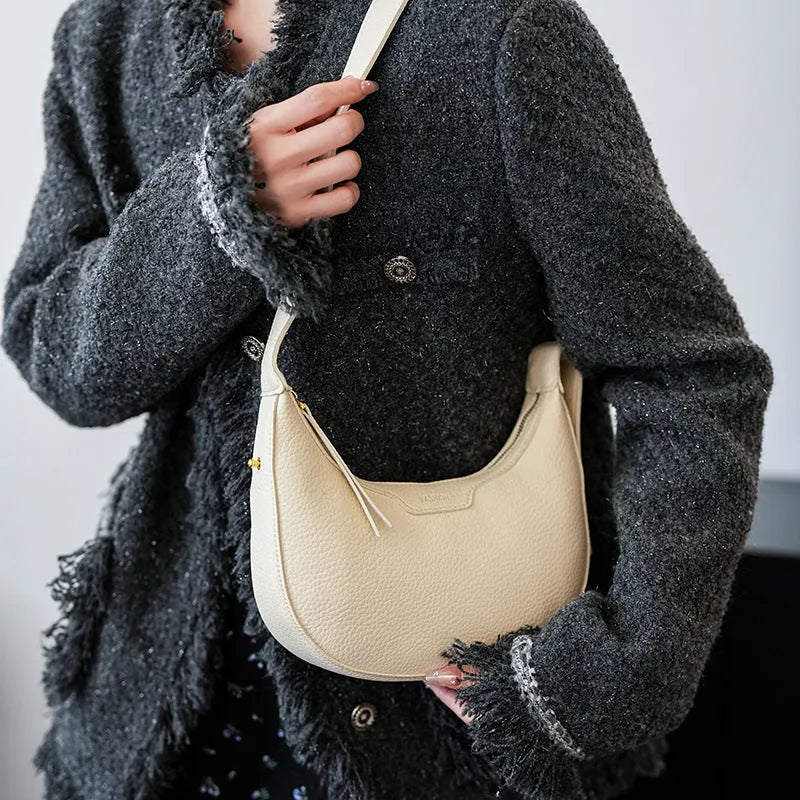 Women's one shoulder crossbody underarm handbag in PU, dumpling shape, 23cm wide, 120cm strap, black