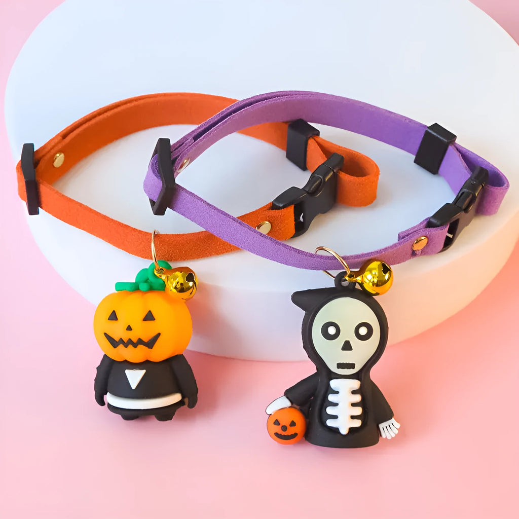 Halloween dog collar decoration in a cartoon design, shown with adjustable sizing options.
