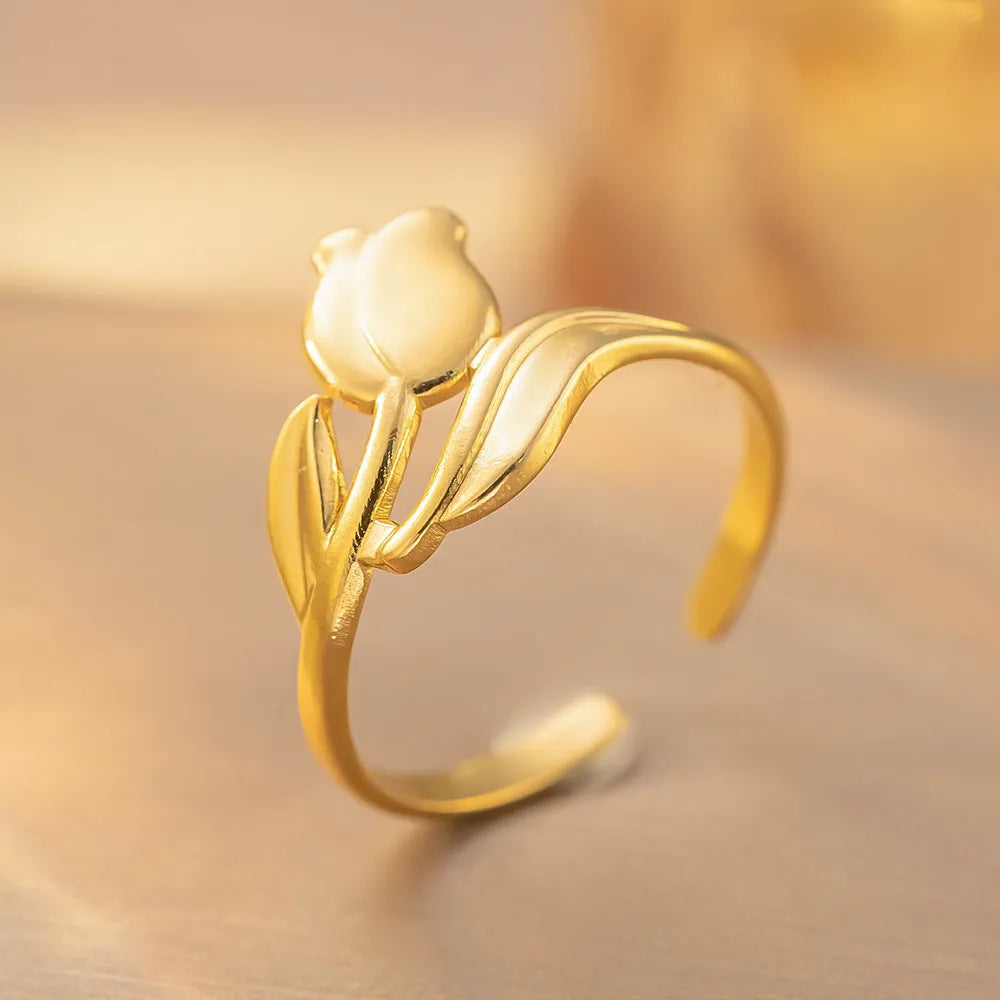 Open adjustable titanium steel ring with geometric shape and electroplated gold or steel colour finish
